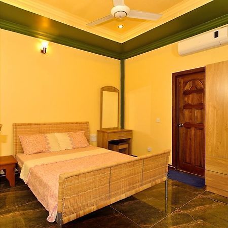 Seashine Maldives Guest House Esterno foto